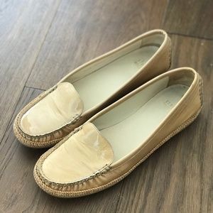 stuart weitzman 9.5 Cream Patent Flats